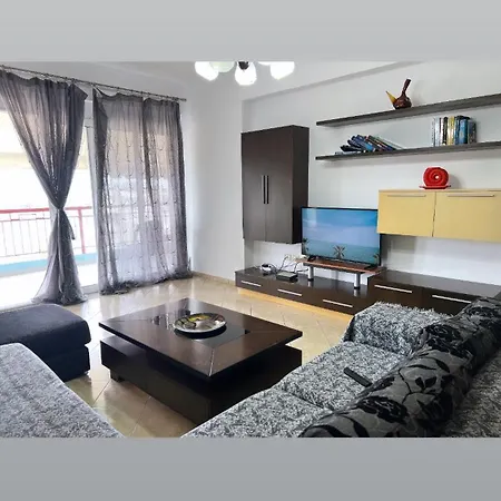 Panoramic Amelia Apartment